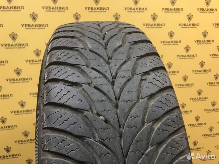 Goodyear UltraGrip 500 205/65 R15 94T