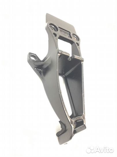 Кронштейн подножки задний правый Land Rover Range