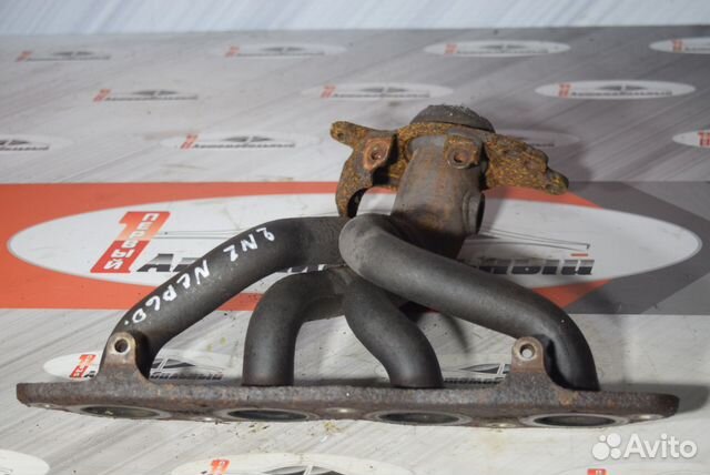 Выпускной коллектор c Toyota ist NCP60 2NZ-FE