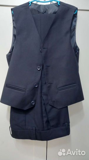 Костюм школьный