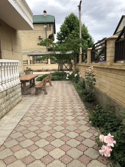 Дом 200 м² на участке 5 сот.