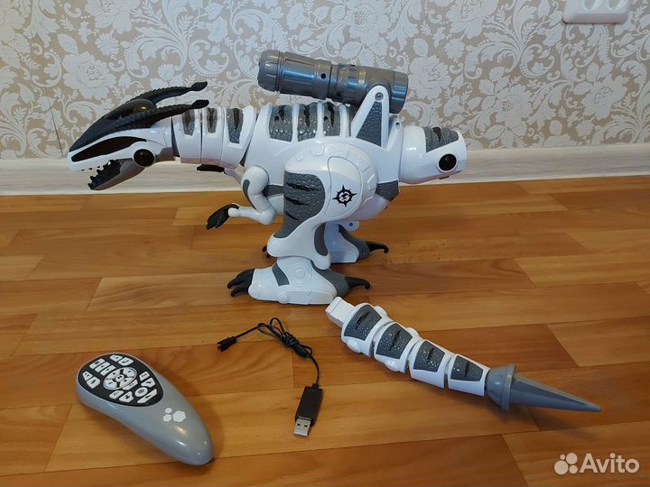 Игрушка робот динозавр