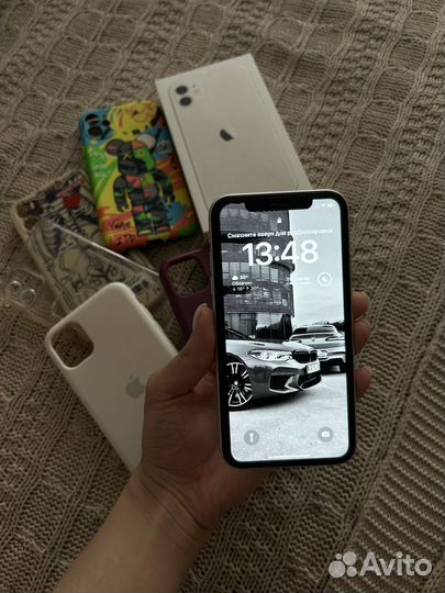 iPhone 11, 64 ГБ