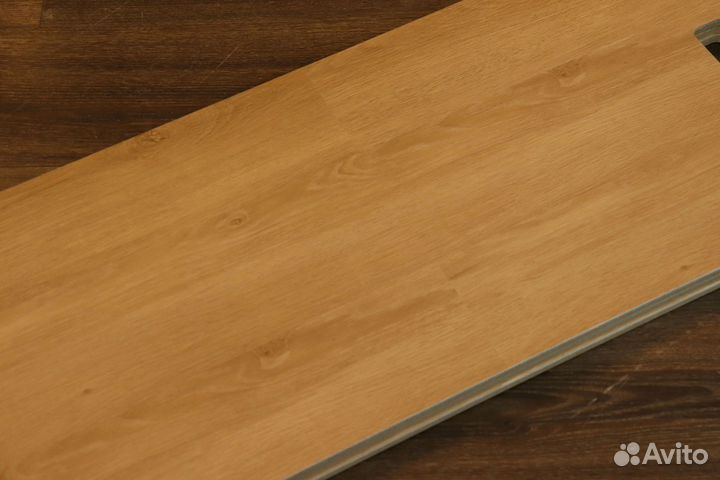 Кварцвиниловая плитка клеевая