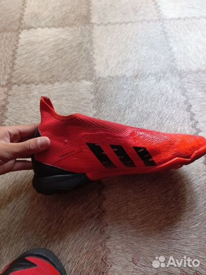 Продам шиповки adidas predator