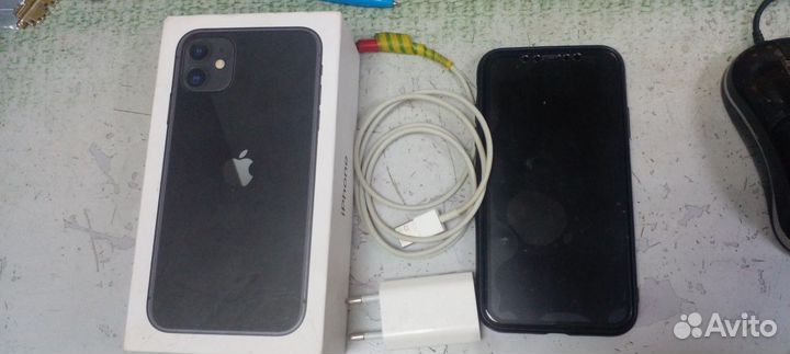 iPhone 11, 128 ГБ