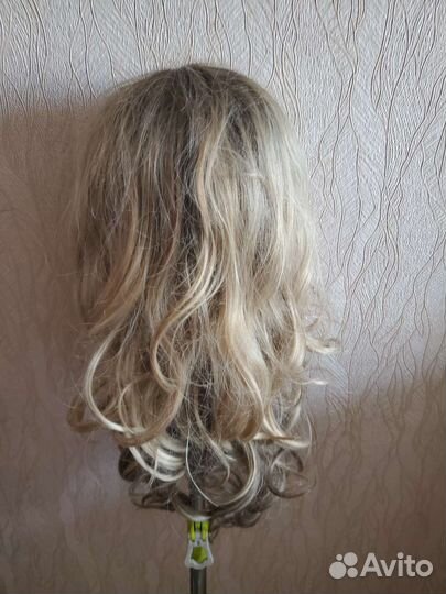 Парик женский