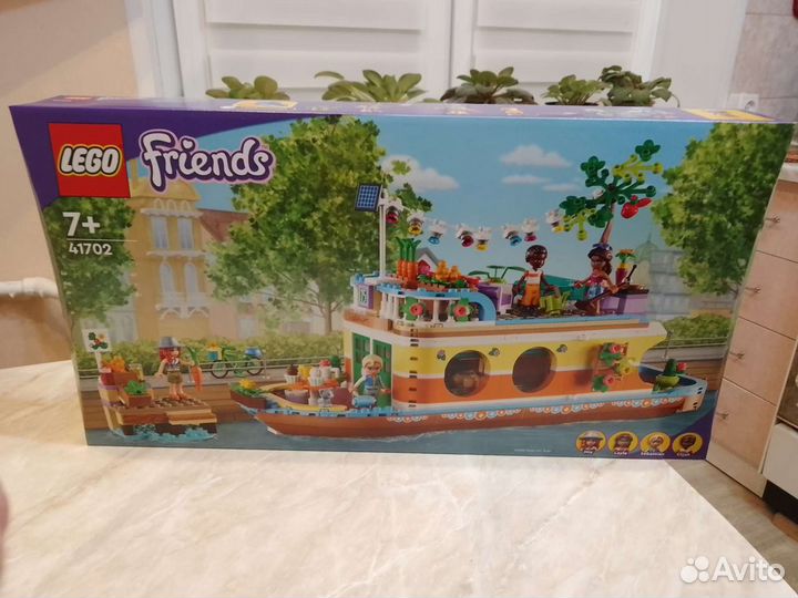 Lego Friends 41702 Плавучий дом на канале