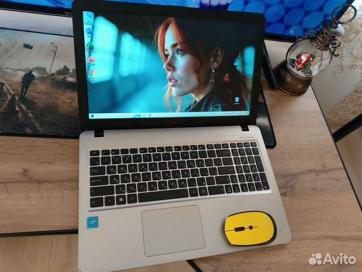 Asus для работы и учебы с SSD