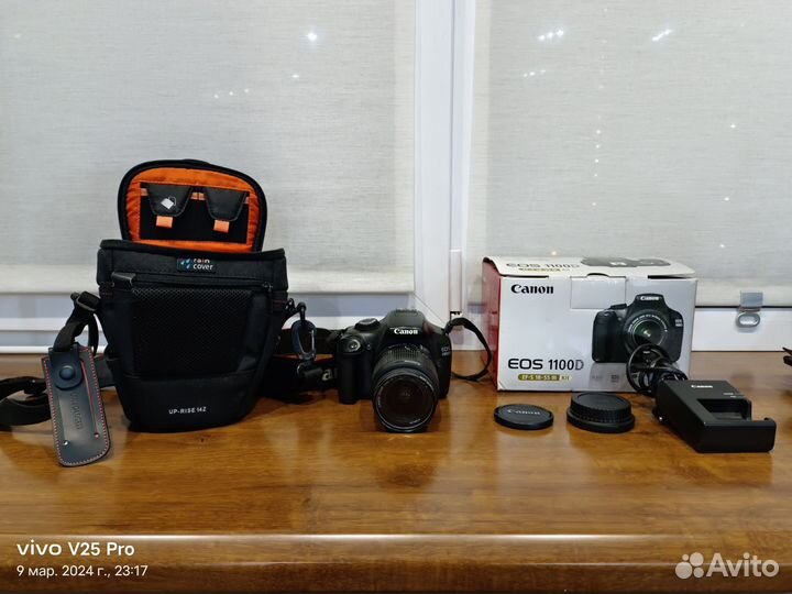 Фотоаппарат canon EOS 1100D EF-S 18-55 III Kit