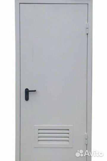 Дверь техническая металлическая