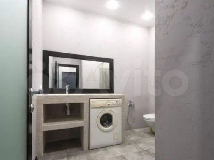 2-к. квартира, 50 м², 10/15 эт.