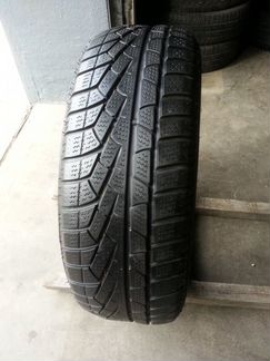 235 50 18 Pirelli Winter 240 Sottozero 101V