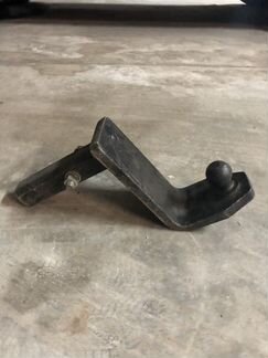 Фаркоп Cadillac Escalade Chevrolet Tahoe