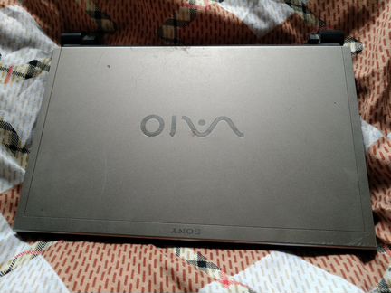 Рабочий ноутбук Sony VGN-тz1 с треснутой матрицей