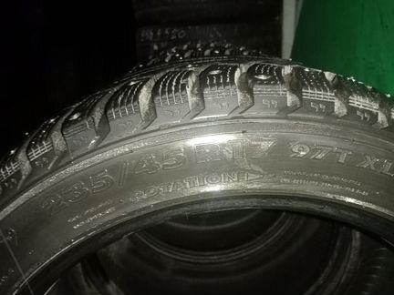 235/45R17 Nokian hakkapilita 5 зимние шипованные