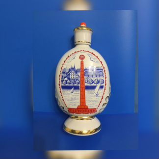 Штоф фарфоровый,фляга