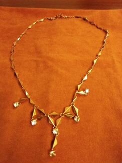 Колье из мед. сплава с золотым напылением 18 карат