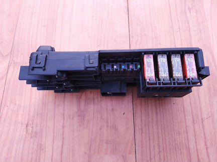 Блок предохранителей Mercedes 164 ML GL 251 R
