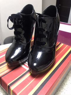 Полусапожки женские на каблуке