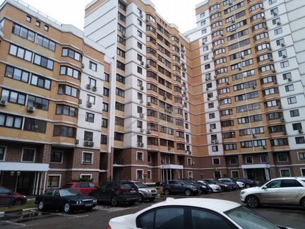 2-к квартира, 68 м², 9/17 эт.