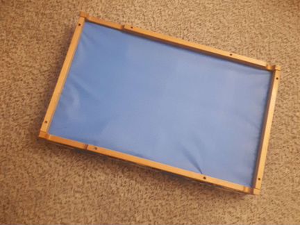 Пеленальная,непромокаемая доска,крепится на кроват