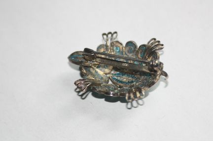Брошь 
