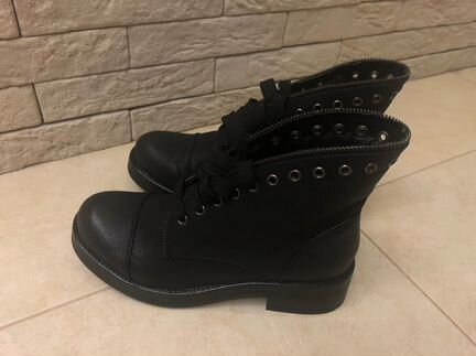 Ботинки размер 36
