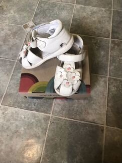 Босоножки для девочки