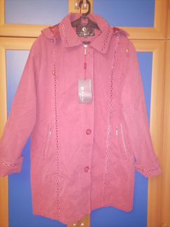 Ветровка женская