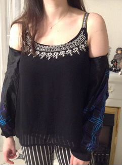 Женская плащевая куртка