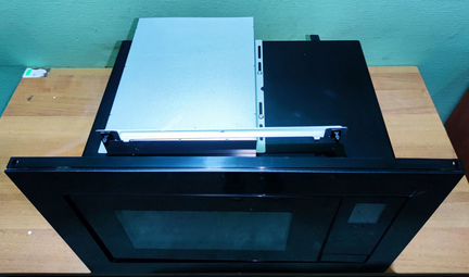 Микроволновая печь встраиваемая Electrolux LMS 425