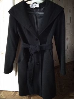 Отличное женское пальто с капюшоном