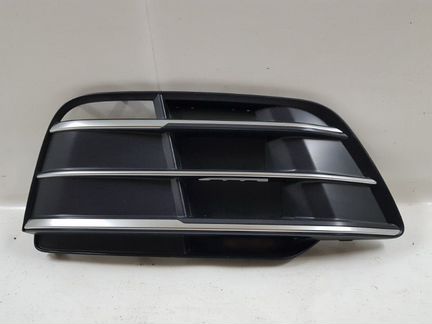 Заглушка бампера передняя правая Audi Q5 2