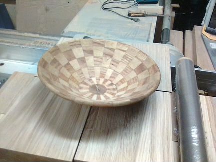 Токарные работы по дереву