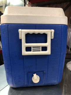 Контейнер изотермический Camping World Snowbox 52L