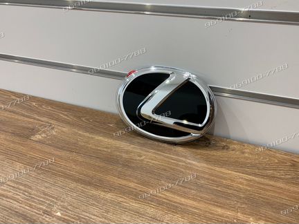 Эмблема решетки Lexus ES, IS, GS, RX, LS Новая