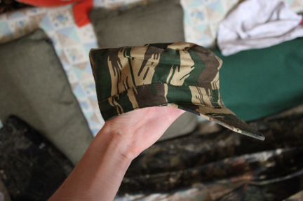 Штормовка и кепка для рыбалки или похода