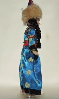 Кукла в бурятском женском костюме
