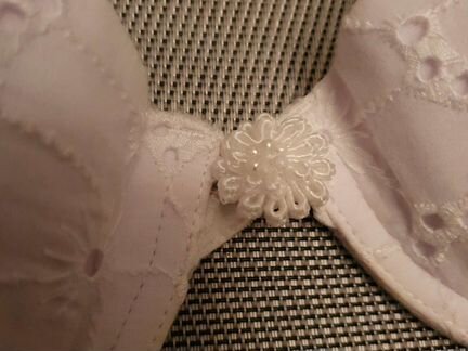 Бюстгальтер