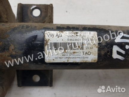 Амортизатор передний Vw Polo Sedan 5 cfna 2012