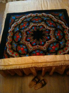 Платок шерстяной новый разм.1500/1200 производство