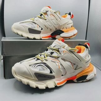 Женские кроссовки Balenciaga осень