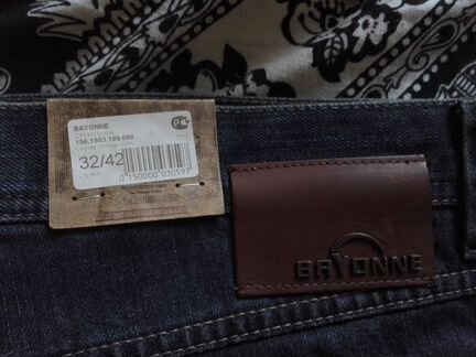 Джинсы мужские 42/32 новые bayonne
