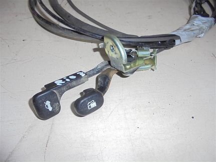 Трос багажника/бака Kia RIO 2011)