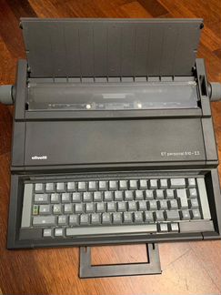 Пишущая машинка olivetti