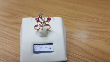 Кольцо золото 583 пробы натуральные камни