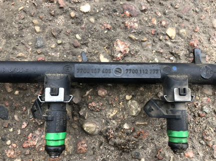 Форсунка двс Рено Меган 2,0 б 4019A12140