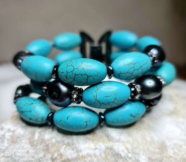 Браслет из бирюзы и натурального жемчуга