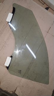 Стекло передней левой двери Cadillac CTS 3